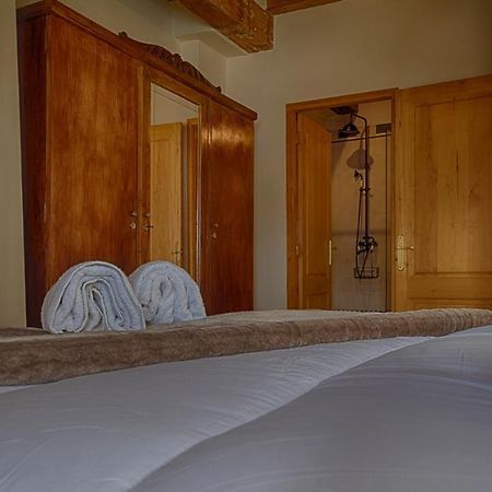 Saplan Real Estate Vilamos Villa Buitenkant foto