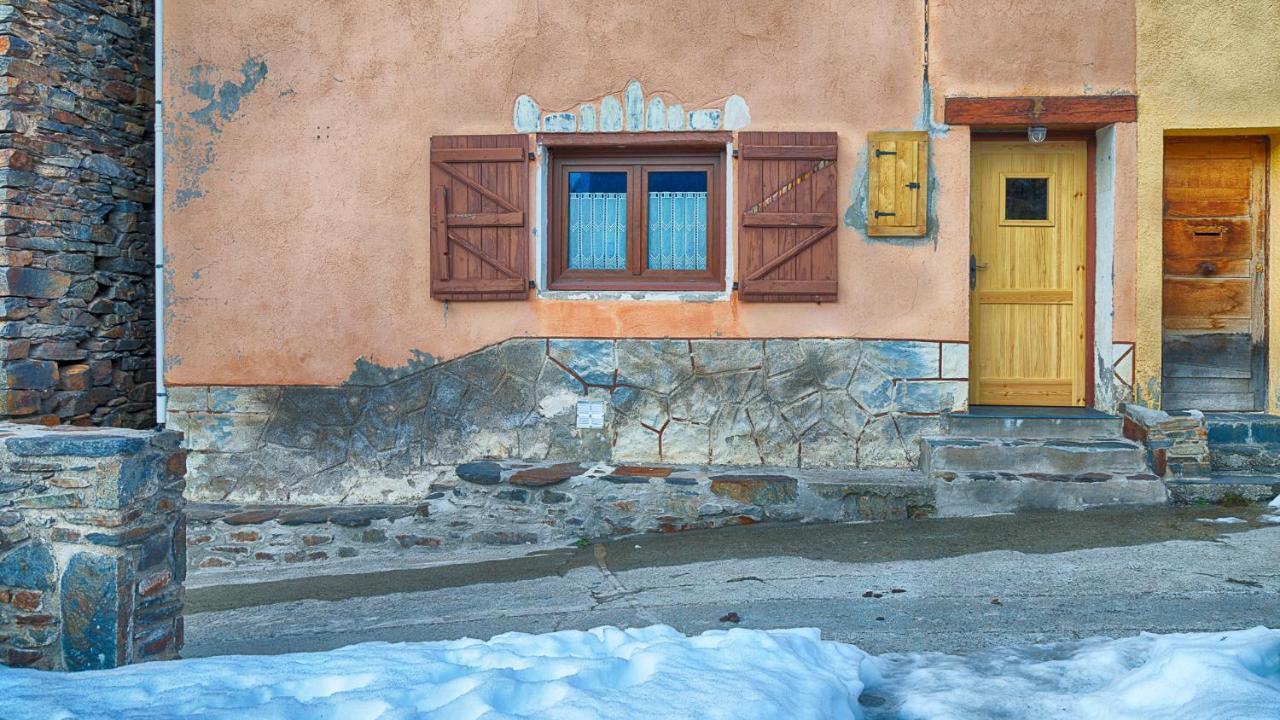 Saplan Real Estate Vilamos Villa Buitenkant foto